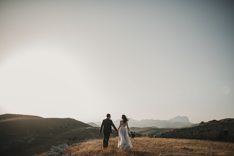 웨딩드레스와 사회적 지위: 결혼문화의 변화와 상징적 의미